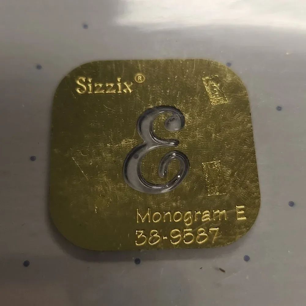 Sizzix Embossing Folder Monogram E